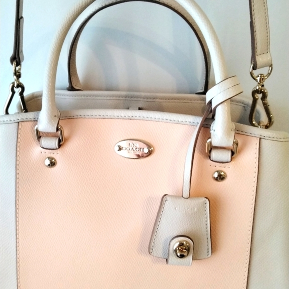 Coach Pebble Leather Cream and Peach handbag - Picture 2 of 8